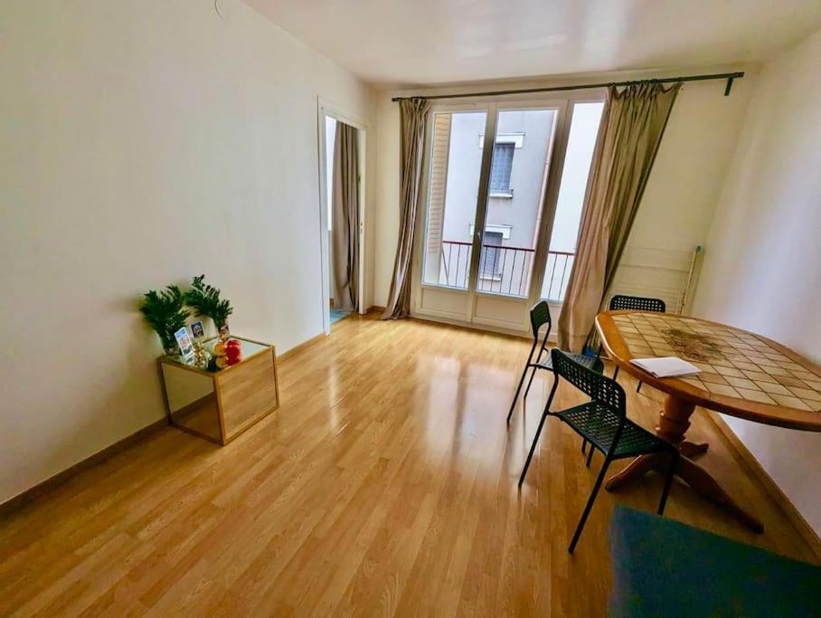 Impeccable Chambre, Bien Place, Calme & Tout Equipe غرونوبل المظهر الخارجي الصورة